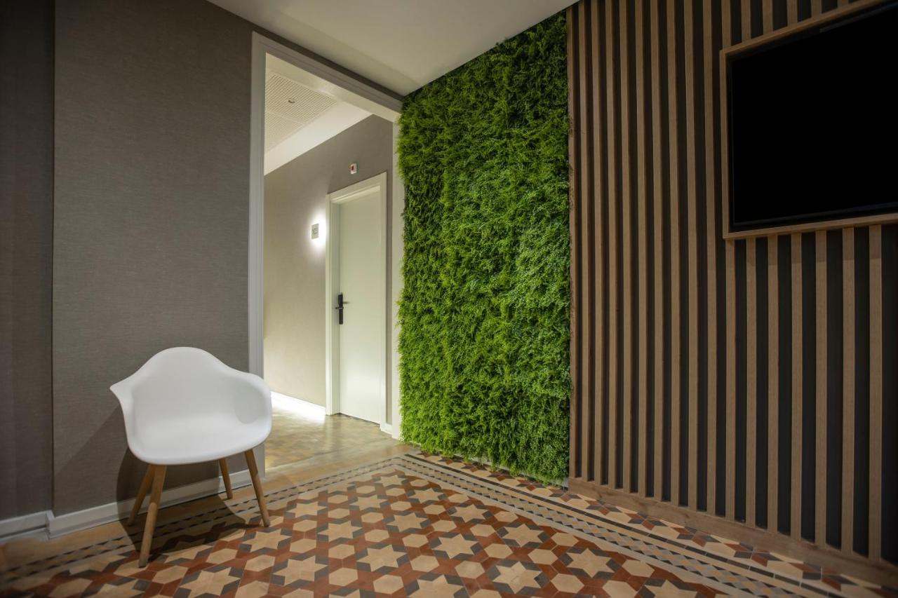Fontanella By Bcn Urban Rooms Barcelona Buitenkant foto